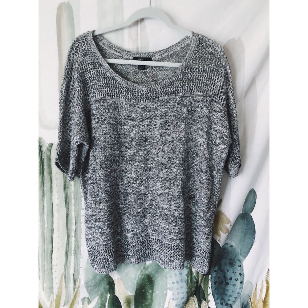 Forever 21 slouchy knit top 🖤